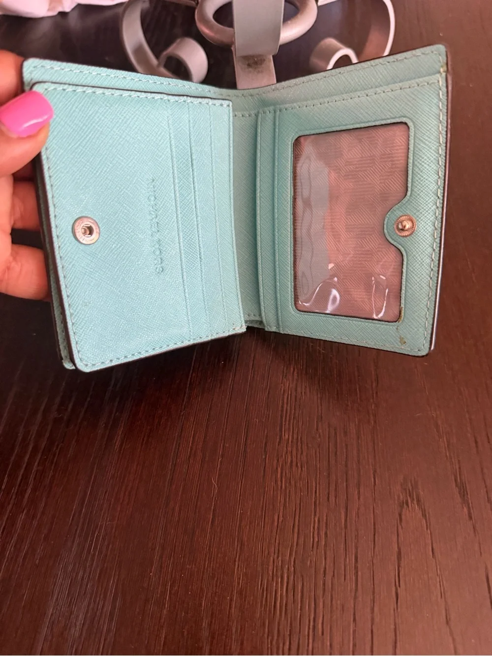 MICHAEL KORS light blue bifold women’s wallet